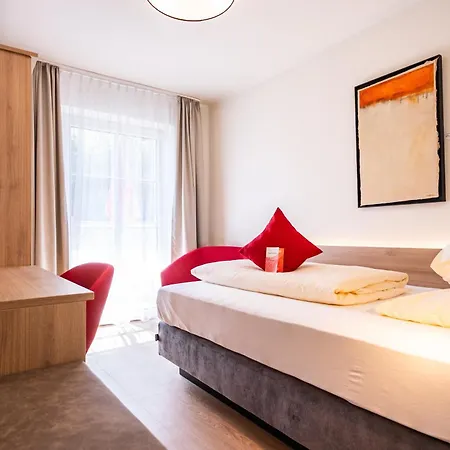Hotel Rosenvilla-3