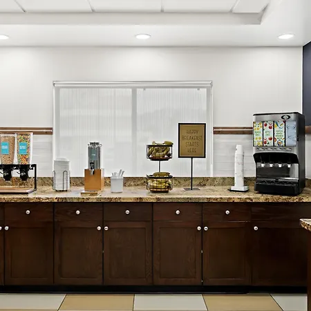 Hampton Inn Provo-3
