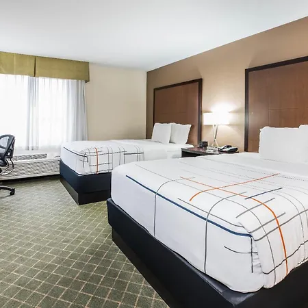 La Quinta By Wyndham Portland Airport-3