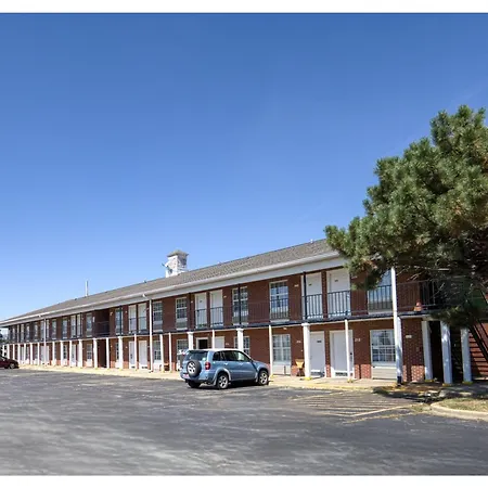 Capital O First Heritage Inn Rantoul Il I 57-2