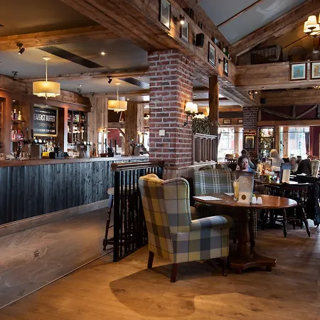 The Hog'S Head Inn - The Inn Collection Group-2