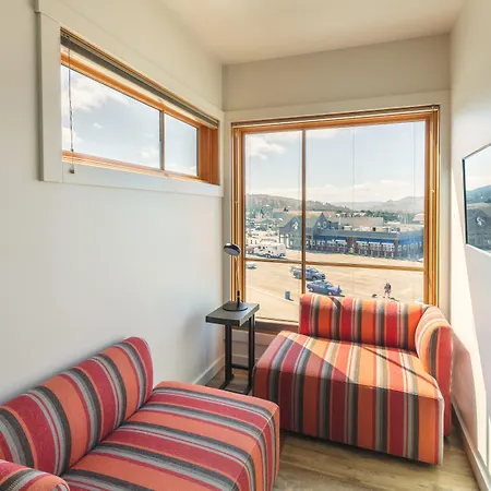 Headlands Coastal Lodge & Spa-3