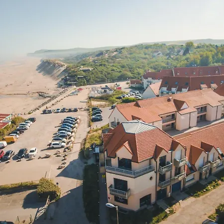 Logis- Hotel De La Baie De Wissant & Appartements-2