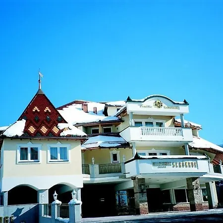 Wellnesshotel Schoenruh - Adults Only-3