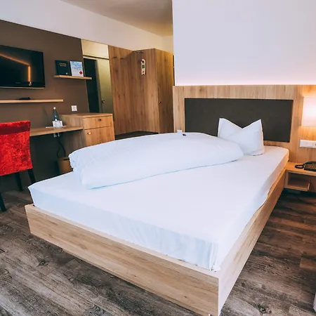 Flair Hotel Gasthof zum Hirsch-2