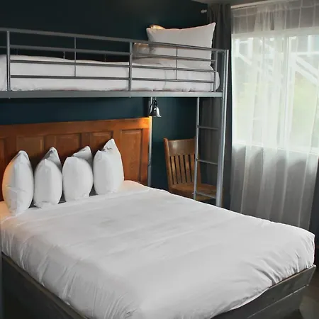 Salt Hotel & Pub-2