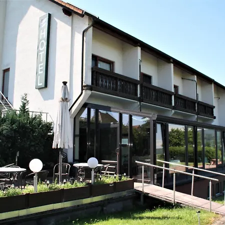 Hotel Waldschlösschen-3