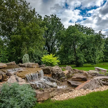 Fairway Inn-3