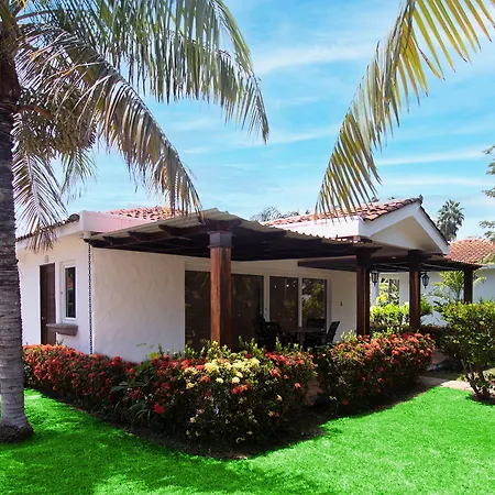 Las Veraneras Villas & Resort-2