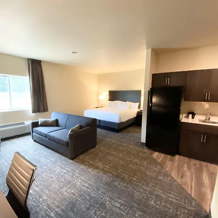 Cobblestone Inn & Suites - Forest City-3