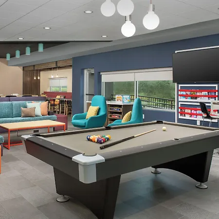 Hampton Inn & Suites Charlotte Airport Lake Pointe-2