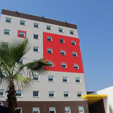 Hotel Hi! Fundidora-Cintermex-2