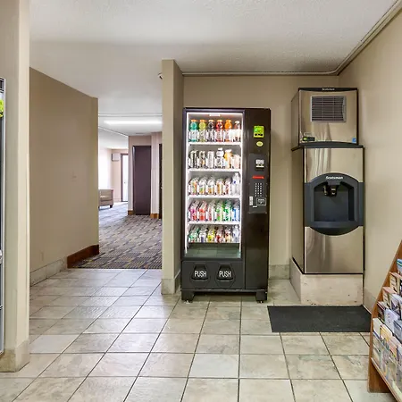 Rodeway Inn & Suites Ontario-3