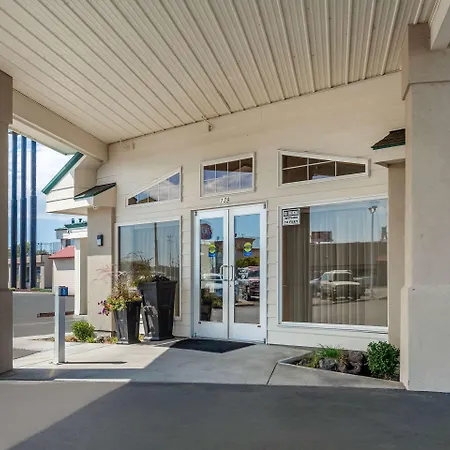 Rodeway Inn & Suites Ontario-2