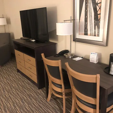 Grandstay Hotel & Suites Rock Valley-2
