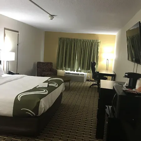 Quality Inn Vincennes-2