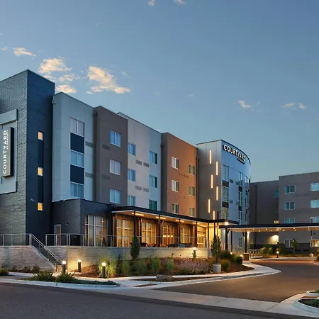 Courtyard Denver Aurora-2