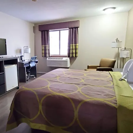 Super 8 By Wyndham Paris-2