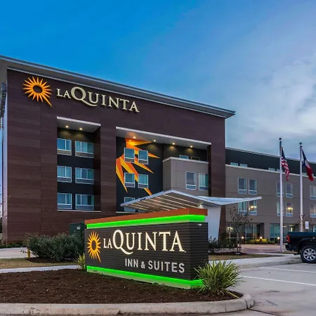 La Quinta Inn And Suites By Wyndham Houston Spring South-3