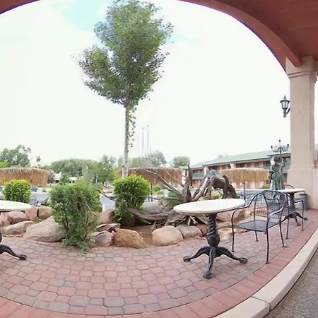 Quality Inn & Suites Manitou Springs At Pikes Peak-3