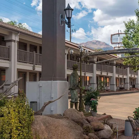 Quality Inn & Suites Manitou Springs At Pikes Peak-2