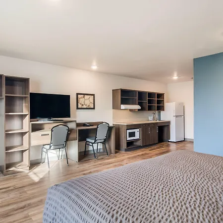 Woodspring Suites Thornton-North Denver-3
