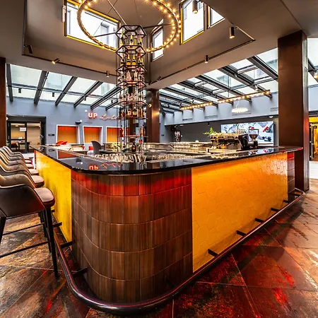 Up Hotel Budapest-2