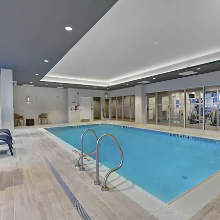 Hampton Inn Peterborough-2