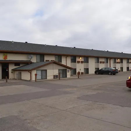 Super 8 By Wyndham Devils Lake-2