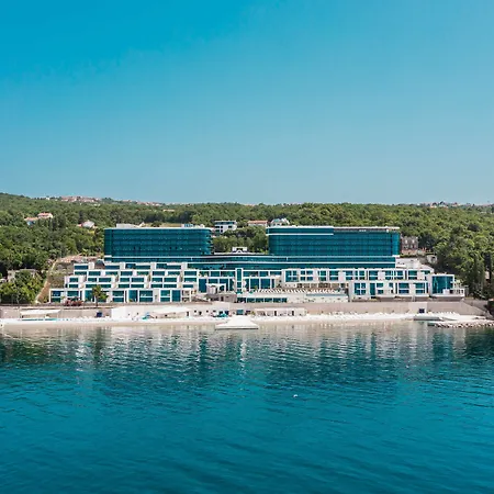 Hilton Rijeka Costabella Beach Resort And Spa-3