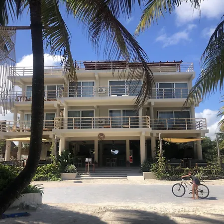 Noah Beach Hotel & Suites-2