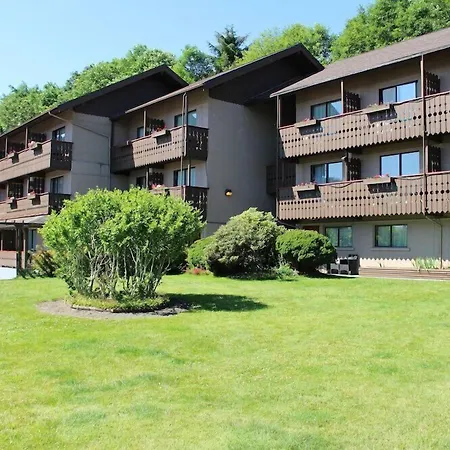 Ramada By Wyndham Campbell River-3