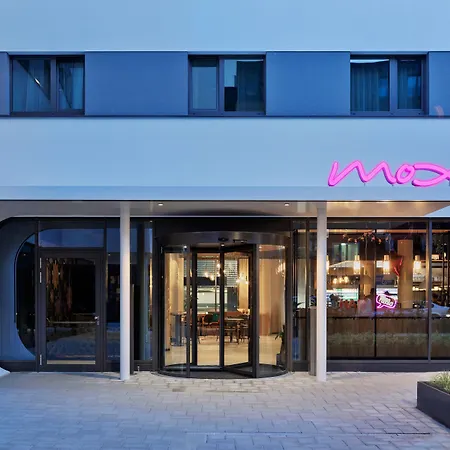 Moxy Hamburg Altona-2