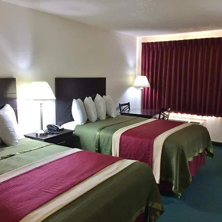 Travel Inn & Suites-2