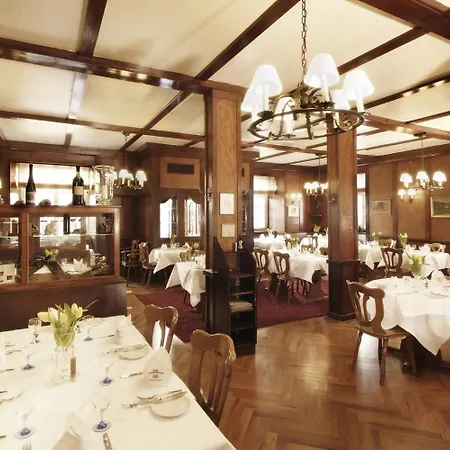 Hotel Schwarzwälder Hof-3