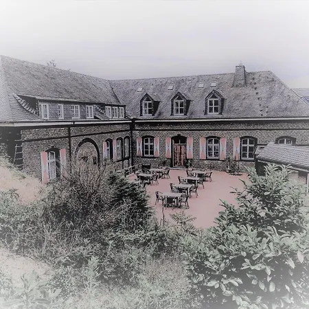 Burg Wassenberg-3