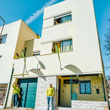 Help Yourself Hostels - Restelo-2