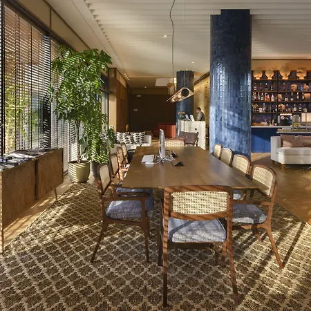 Hotel Tres Reyes San Sebastián-3