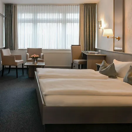 Hotel am Wasserfall-3