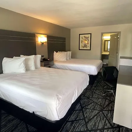 Baymont By Wyndham Dothan-2
