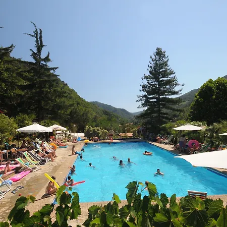 Delle Rose Camping & Glamping Village-2