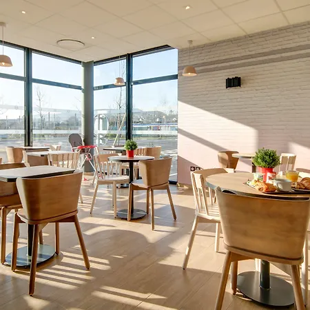 B&B Hotel Epernay-3
