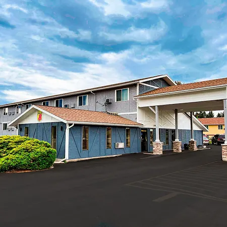 Super 8 By Wyndham Missoula/Brooks Street-2