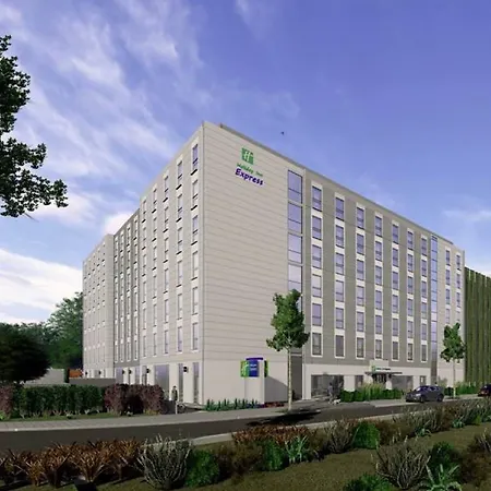 Holiday Inn Express - Düsseldorf Airport-3