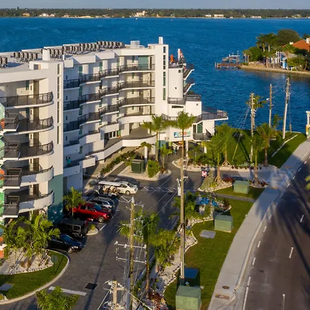 Fusion Resort Waterfront Suites-2