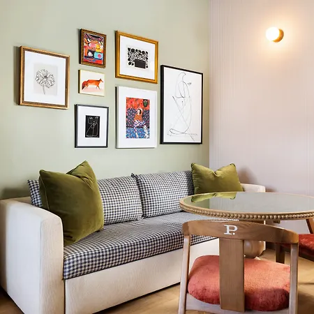 Palihouse Hyde Park Village-3