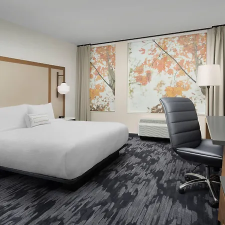 Fairfield Inn & Suites Nashville Near Vanderbilt-2