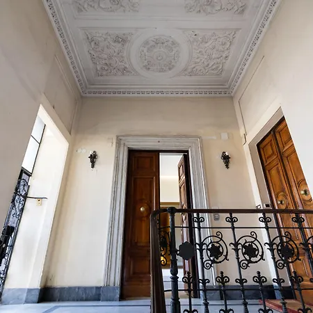 Domus 21 Luxury Suites-3