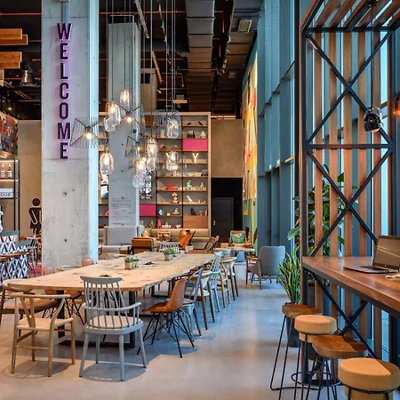 Moxy Lisboa Oriente-2
