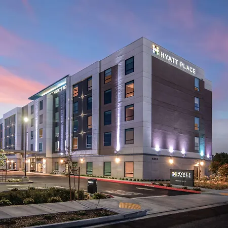 Hyatt Place Newark-Silicon Valley-2
